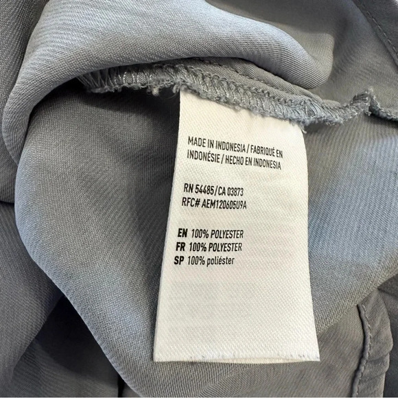 American Eagle Women's Gray/Blue Flutter Short Sleeve Top Size XS GUC - Picture 5 of 7